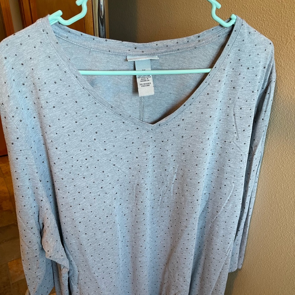3x cotton v-neck